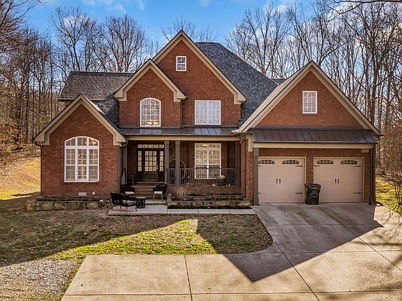 2nd image of 208 Scenic Dr