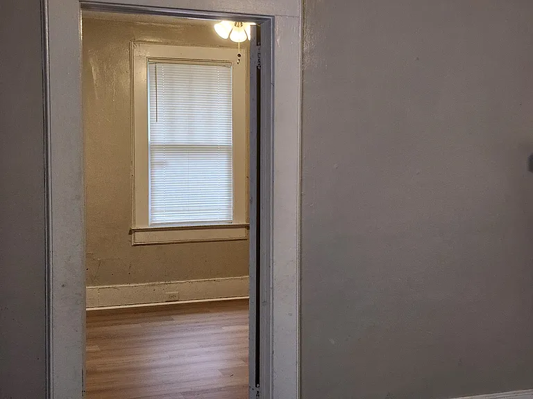 2712 Chestnut St — Photo 11
