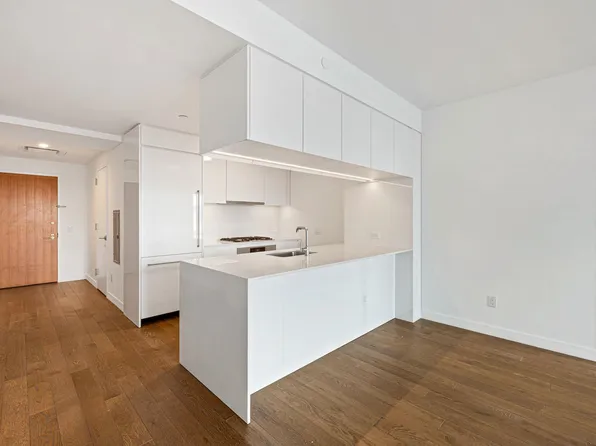 99 Hudson Street image 6 of 18