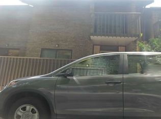 9240 Three Oaks Dr, Silver Spring, MD 20901