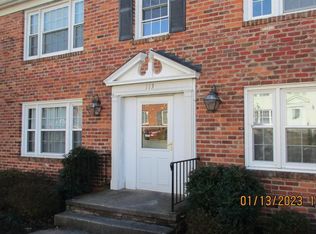 113 Hessian Hills Rdg APT 4, Charlottesville, VA 22901
