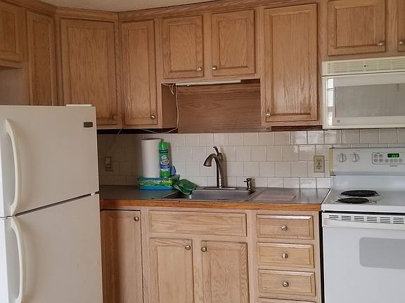 3rd image of 428 Main St #U1-9
