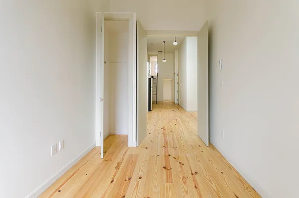 Rented by Nooklyn NYC LLC | media 17