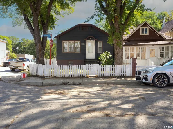 1903 Toronto Street, Regina, SK S4P 1M9