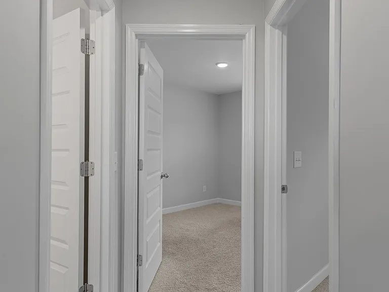 165 Harvard Dr — Photo 29