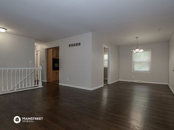 5th image of 8868 Switzer St