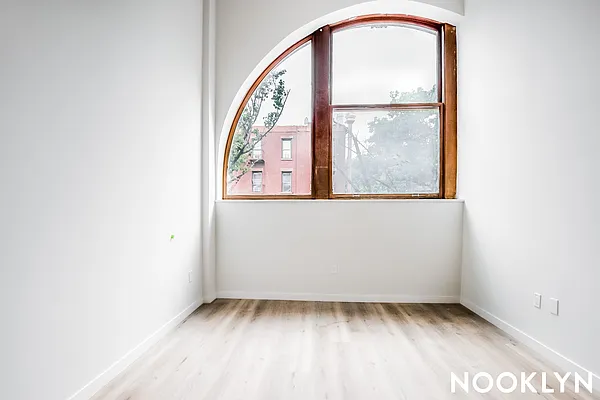 Rented by Nooklyn NYC LLC | media 33