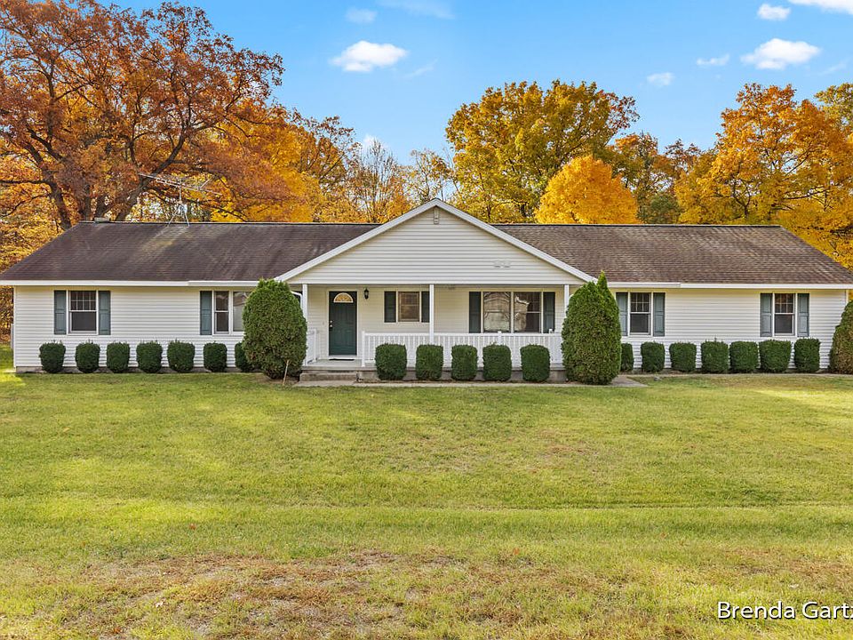 1st image of 10866 Heights Circle Dr