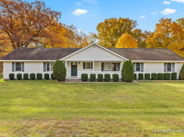 10866 Heights Circle Dr, Big Rapids, MI 49307