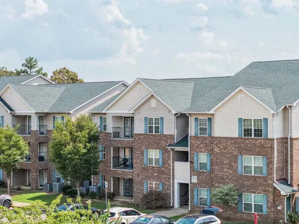Rosewood Place Apartments