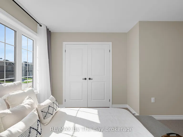 214 Cubitt St — Photo 28