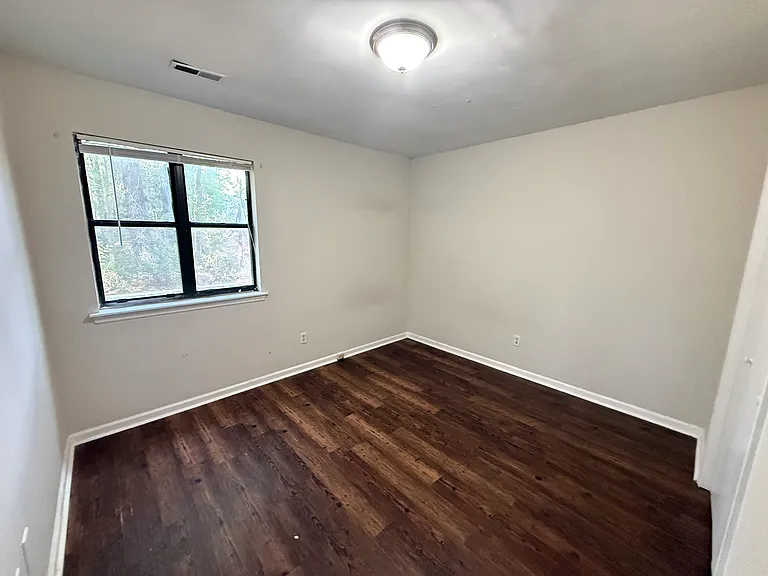 4822 Hollenden Dr #C — Photo 15