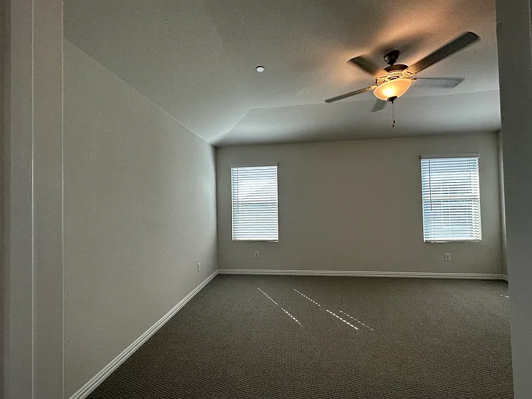 123 Monarch Way — Photo 34