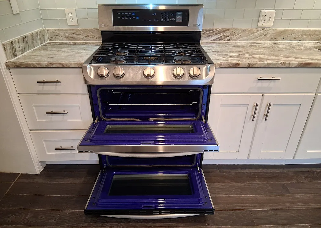 2 bed, 900 sqft, $2,397 — Photo 4