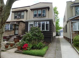 6911 67th Pl, Ridgewood, NY 11385