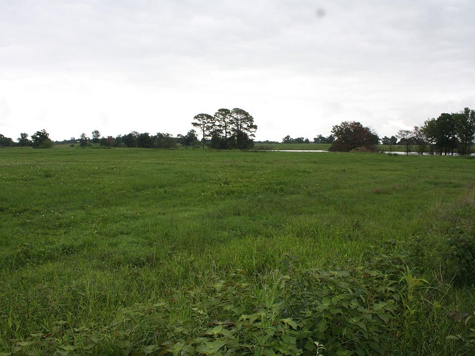 2nd image of 9 Lake View Rd