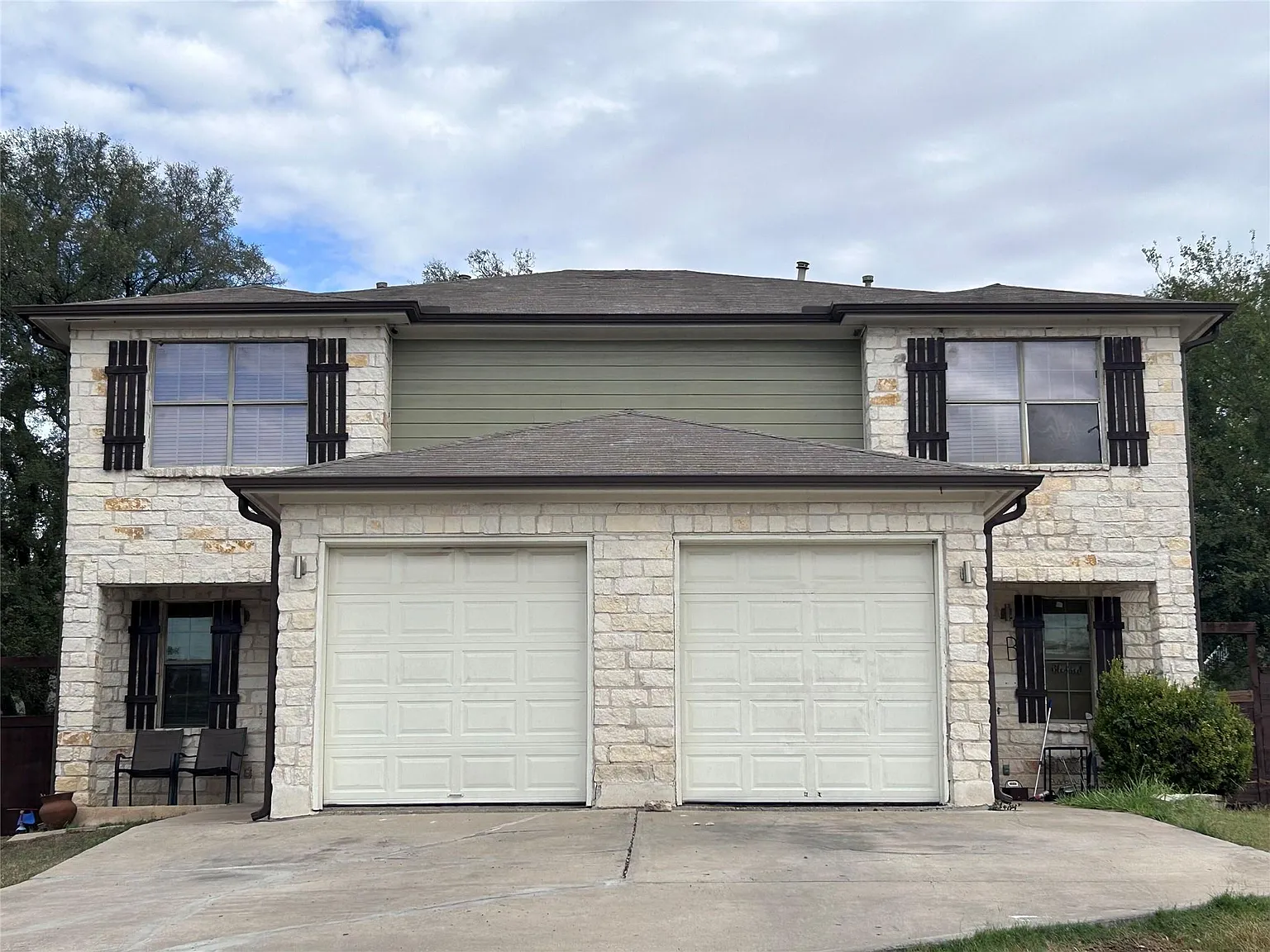 3 bed, 2.5 bath, 1280 sqft, $1,600 — Photo 1