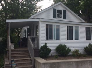 16 Harding Ave, Riverside, RI 02915