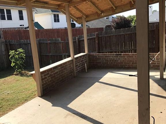 3rd image of 4843 Kingsway Dr