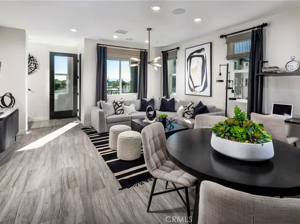 1069 Sage Ln, Gardena, CA 90247