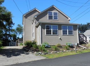 97 Alden Pl, Somerset, MA 02725