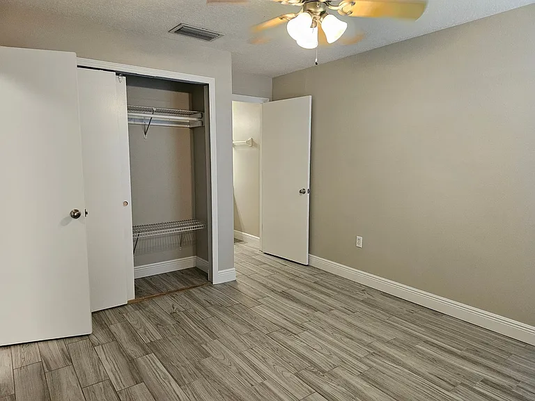 602 S Grand Hwy — Photo 18