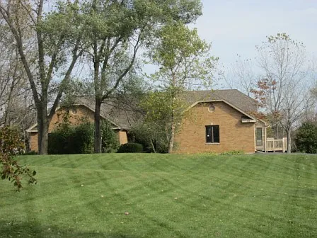 46 Mark Dr photo 1