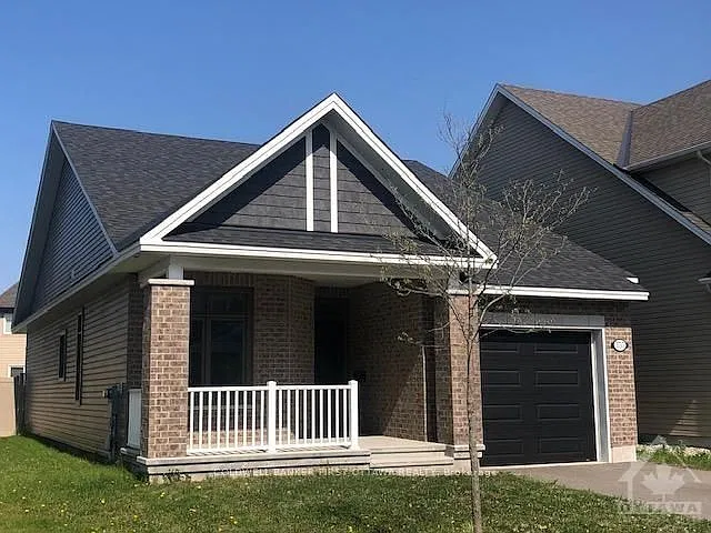 3 bed, $2,975 — Photo 1