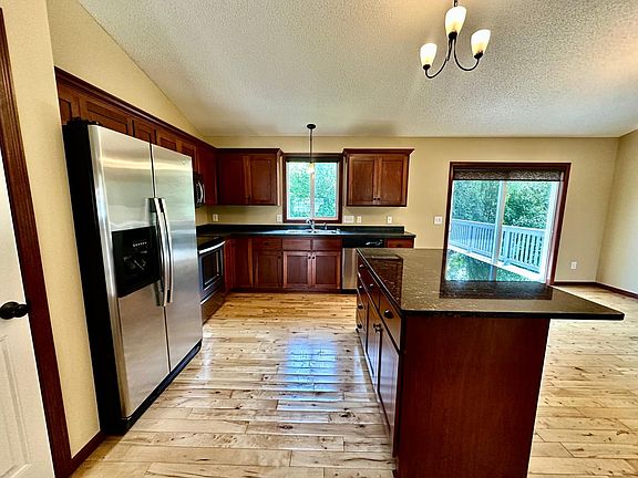 4th image of 12765 Harpers St NE
