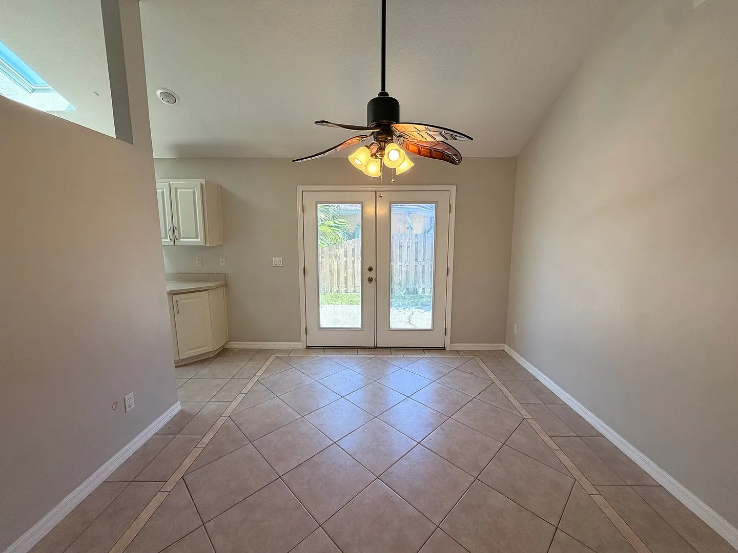 3/2 Beauty For Lease in New Smyrna Beach! — Photo 4