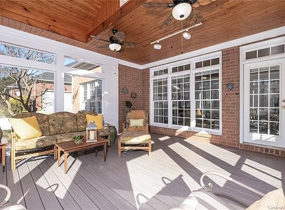 3rd image of 8812 Devonshire Dr