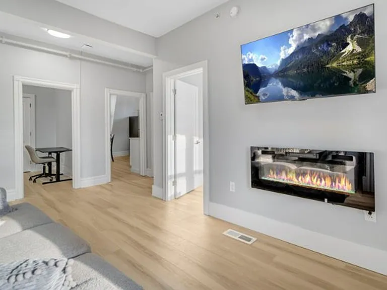 Quarry St. Apartments — Photo 18