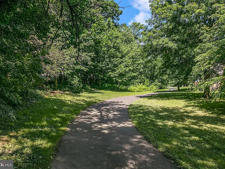 Walking/Biking Path