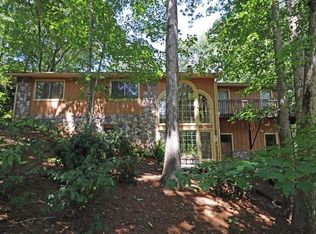 4531 Huntridge Dr NE, Roswell, GA 30075