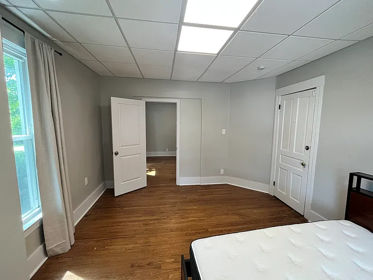 701 Washtenaw Ave #1 — Photo 18