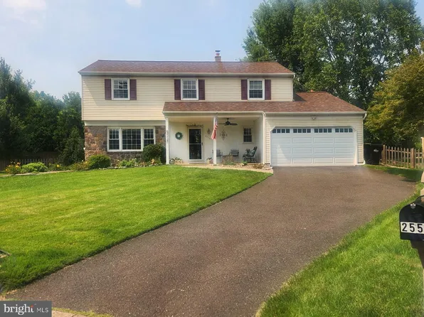 2579 Polk Ct, Warrington, PA 18976