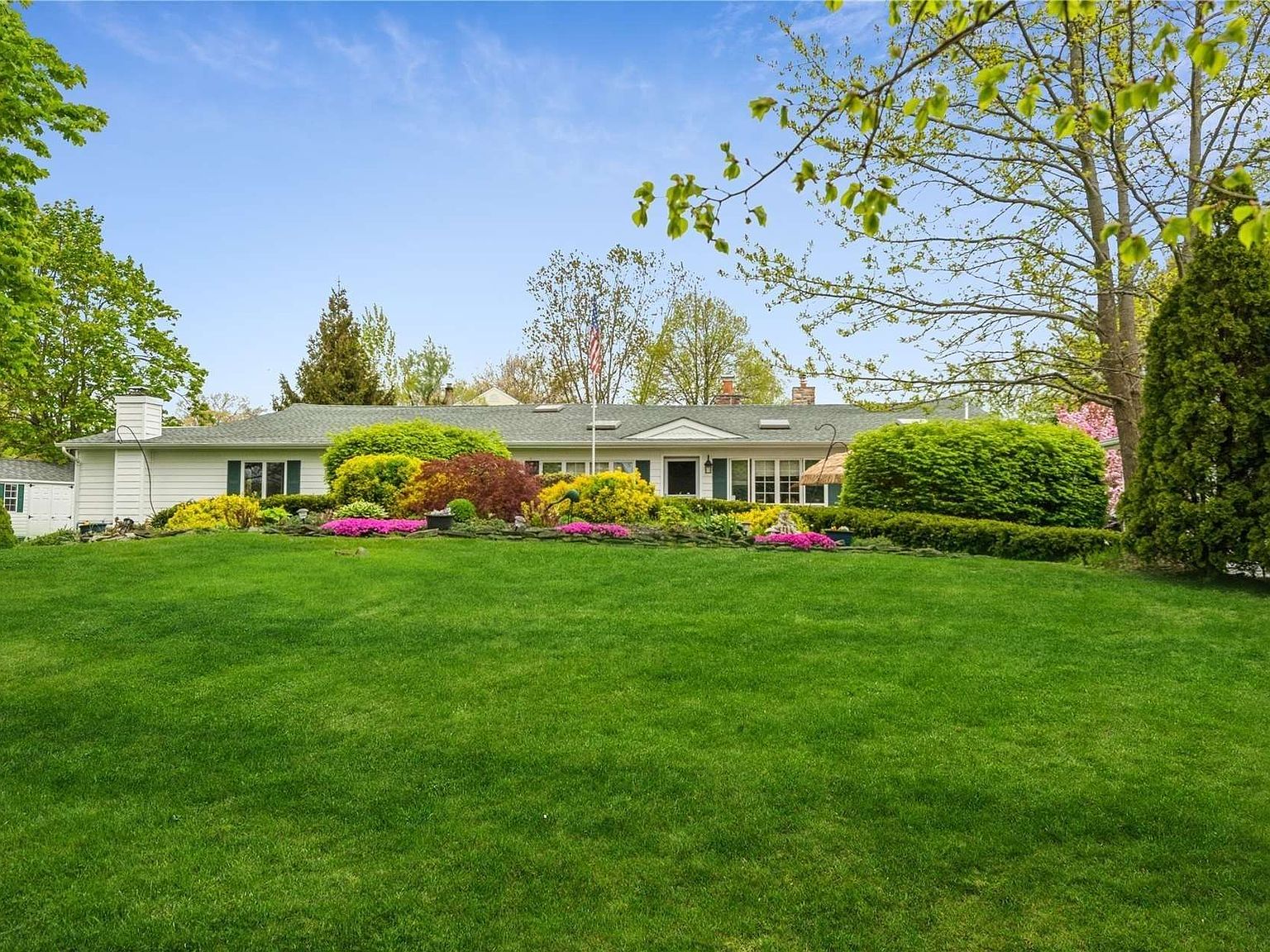 117 Middlesex Ave, Oakdale, NY 11769 Zillow