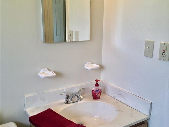 5th image of 58835 Stevens St