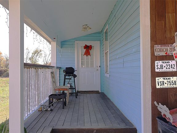 3rd image of 634 S Paloma Dr