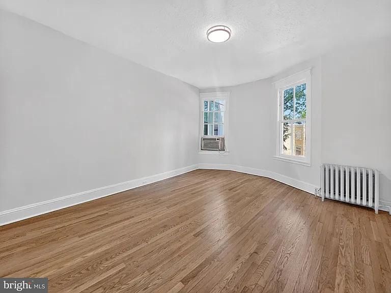 138 Bryant St NW — Photo 18