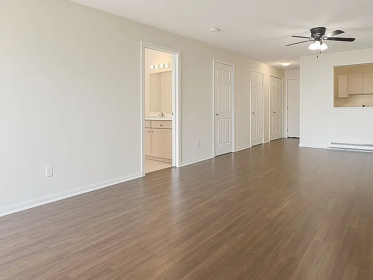 469 Church St #8 — Photo 6