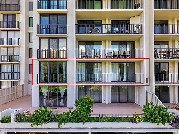 5th image of 220 BELLEVIEW BOULEVARD #207