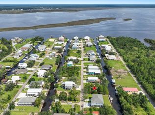 65 Fiber St, Bay Saint Louis, MS 39520