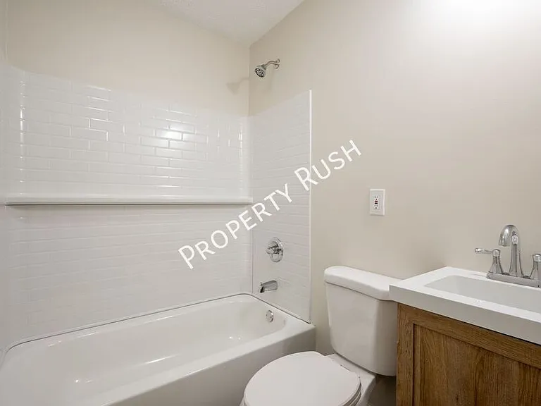 600 Corbley Rd — Photo 13