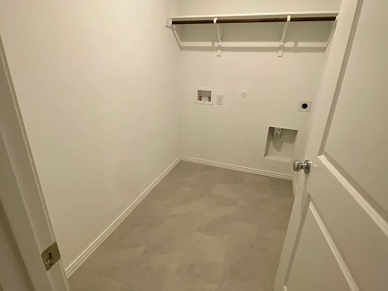 7950 Gus Wilson Dr — Photo 9