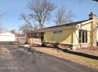 2606 Fontana Dr, Glenview, IL