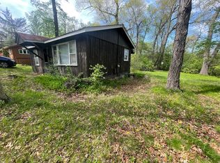 8516 Dorr Rd, Wonder Lake, IL 60097