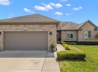 16532 Moore Park Rd, Macomb, MI 48044