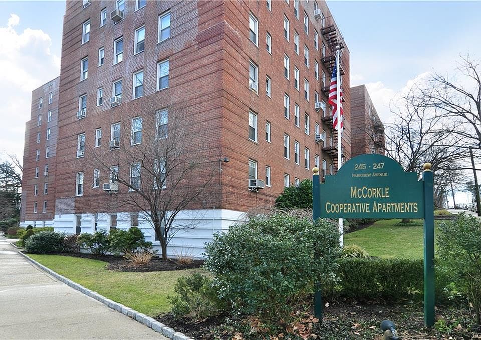 1st image of 245 Parkview Ave APT 2H