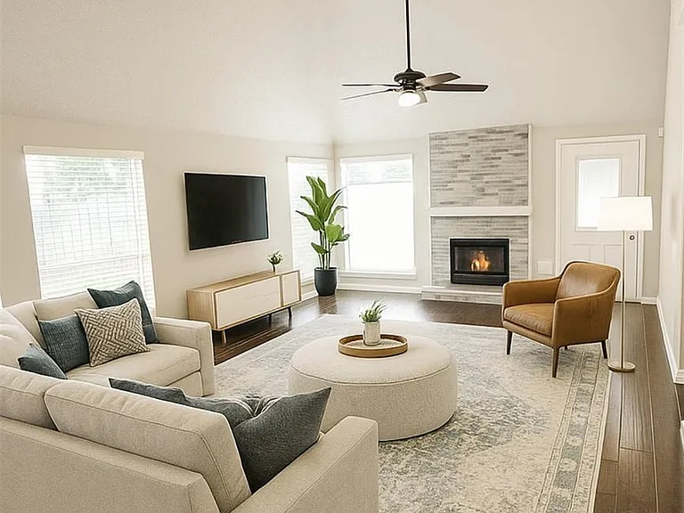 13551 Pasa Robles Ln — Photo 2